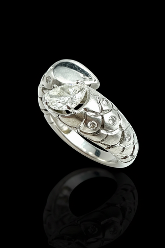 Bague 53 Bague serpent - Or blanc 18 carats et diamants 58 Facettes