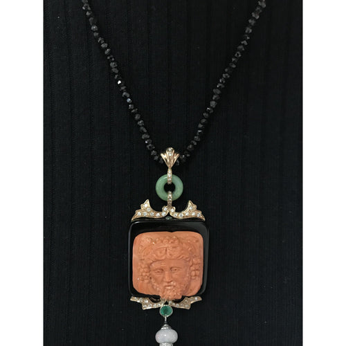 Pendentif Pendentif - Coral, onyx et diamants en or rose 58 Facettes c34