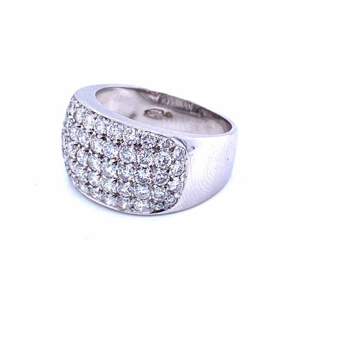 Bague 55 Bague pavée de diamants en or blanc 18k 58 Facettes A46