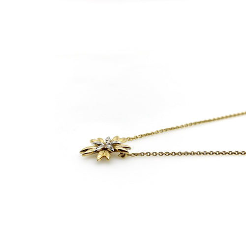 Necklace Flower pendant necklace in 18K yellow and white gold, diamonds 58 Facettes 11156