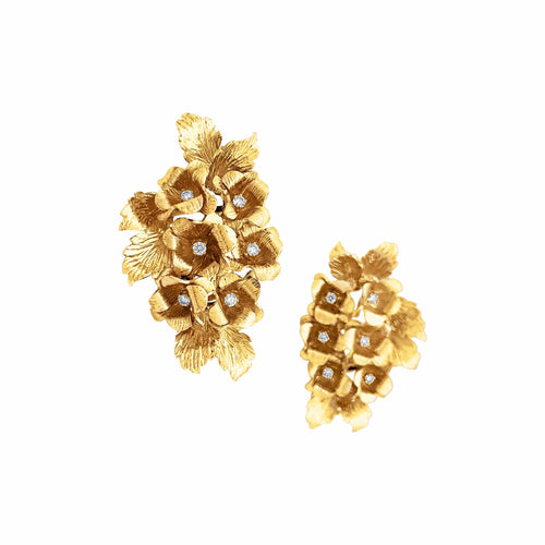 Boucles d'oreilles Boucles d'oreilles Fleurs en or jaune et diamants 58 Facettes 35774