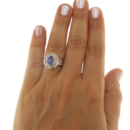 https://www.gioielleriaguidetti.it/wp-content/uploads/2026/07/G3988-anello-vintage-guidetti-oro-zaffiro-diamanti-scaled.jpg