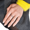 Bague Move Link Multi en or blanc 18 carats et diamants - portée.png