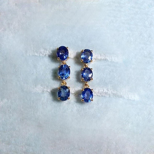 2ct-sapphire-earrings-18k-gold-3.jpg