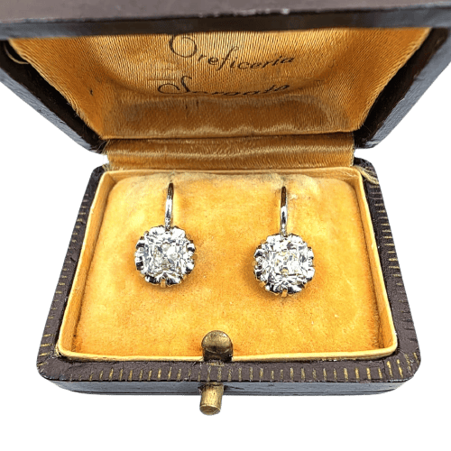 Boucles d'oreilles en or 18 kt et diamants taille ancienne 58 Facettes 450/26 A