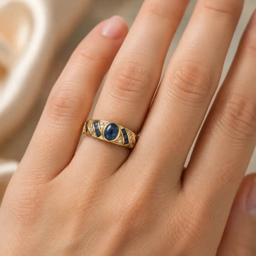 Bague 51 Bague vintage en or jaune 18 kt, saphirs et diamants 58 Facettes AN702 (0749)