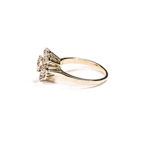 Bague 48.5 Bague marguerite en or blanc, platine et diamants 58 Facettes LMB-373
