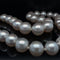 Collier Collier de perles blanches australiennes et diamants en or jaune 58 Facettes