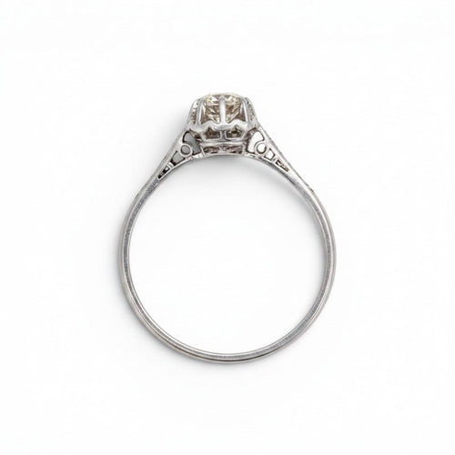 https://cdn.shopify.com/s/files/1/1015/8633/8124/files/antique-art-deco-platinum-Solitaire-old-cut-diamond-ring-top.jpg?v=1783863475