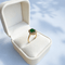 bijou-femme-bague-Marguerit-emeraude-or-18-carats.png