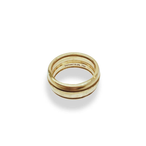 Prsten Tiffany & Co ze žlutého 18karátového zlata - položený.jpg