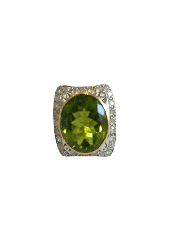 Yellow and white gold ring, peridot and diamonds 
