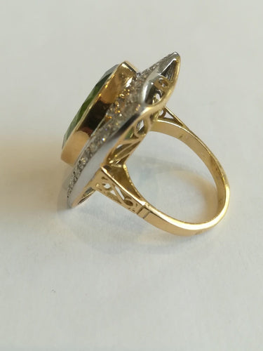Bague 54 Bague cocktail en or jaune et blanc, péridot et diamants 58 Facettes 01374