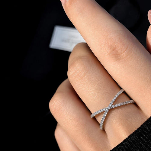 cross-diamond-ring-18k-white-gold-ooak-3.jpg