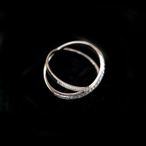 cross-diamond-ring-18k-white-gold-ooak-6.jpg