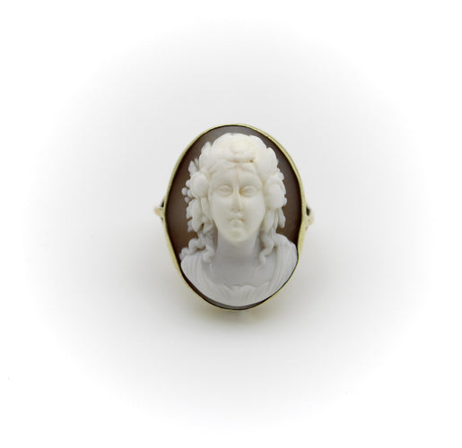 Bague 61 Bague victorienne camée en or jaune 14K 58 Facettes 11163