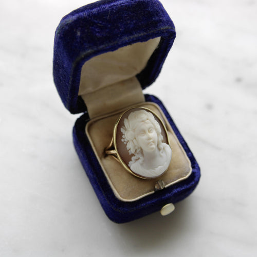 Bague 61 Bague victorienne camée en or jaune 14K 58 Facettes 11163