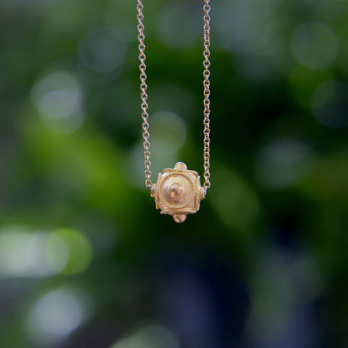 Necklace Etruscan pearl necklace in 21K gold and 14K gold chain 58 Facettes 11162
