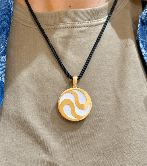 Pendentif BVLGARI Yang - Pendentif tournant en or jaune 18 carats 58 Facettes Bb