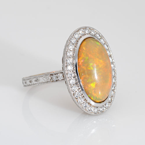 Bague Bague cocktail ovale opale de feu et diamants en or blanc 18k 58 Facettes G12677