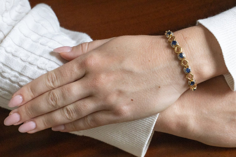Bracelet Bracelet en or 18 carats, saphirs et diamants 58 Facettes 13436