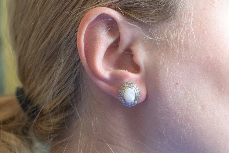 Boucles d'oreilles Boucles d'oreilles vintage en or jaune 18 carats, opales et diamants 58 Facettes 13450
