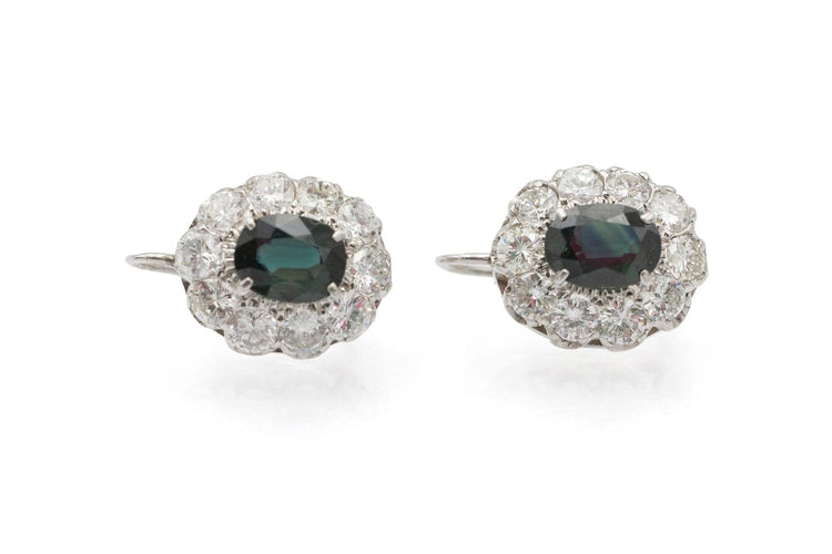 Boucles d'oreilles Boucles d'oreilles en or blanc, saphirs et diamants 58 Facettes 13489