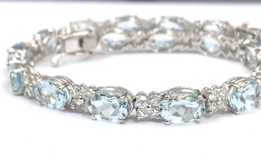 Bracelet Bracelet tennis en or blanc 18 ct avec aigue-marine et diamants 58 Facettes 451/26 D