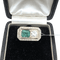 Prsten ze žlutého zlata 18 kt s diamanty a smaragdem 