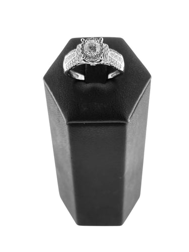 56 Bague halo en or blanc avec diamants naturels certifiée HRD 58 Facettes A2086