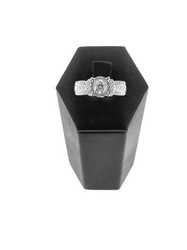 56 Bague halo en or blanc avec diamants naturels certifiée HRD 58 Facettes A2086