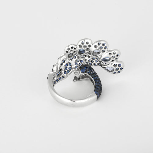 53 Boucheron Héra, Le Paon - Bague en or gris, saphirs et diamants 58 Facettes 58FC61