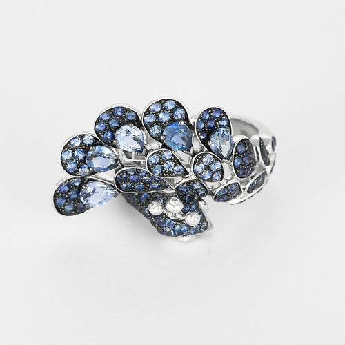 53 Boucheron Héra, Le Paon - Bague en or gris, saphirs et diamants 58 Facettes 58FC61