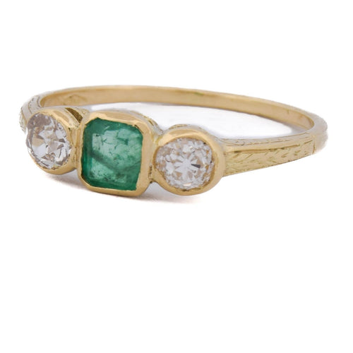 Bague 55 Bague vintage en or jaune 18 kt, émeraude et diamants 58 Facettes AN707 P8 (0969)