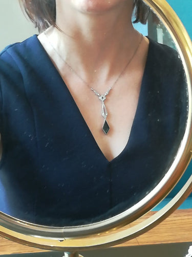 Collier Art déco - Collier négligé en platine, saphir et diamants 58 Facettes 01378