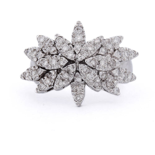 Bague 54 Bague florale en or blanc 18 kt et diamants 58 Facettes AN697 '(0769)