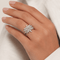 Bague 54 Bague florale en or blanc 18 kt et diamants 58 Facettes AN697 '(0769)