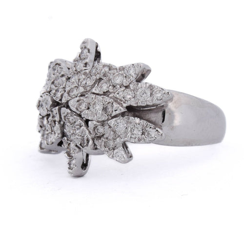 Bague 54 Bague florale en or blanc 18 kt et diamants 58 Facettes AN697 '(0769)