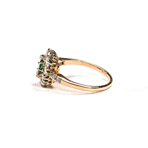 Bague 58 Bague marguerite ovale en or rose, platine, émeraude et diamants 58 Facettes LMB-386