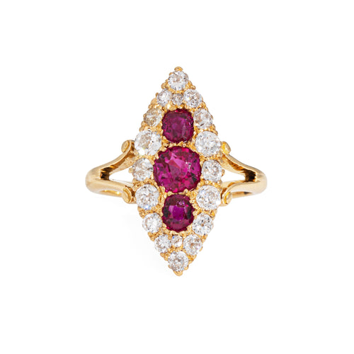 Bague 52 Bague navette victorienne antique en or jaune 18k, rubis de Birmanie et diamants 58 Facettes G13947