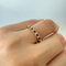 https://cdn.shopify.com/s/files/1/0943/8576/6747/files/bague-Halber Ewigkeitsring-diamants-saphirs-or-18-carats.jpg?v=1770822457