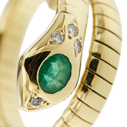 https://ledial.it/app/uploads/2026/07/40135-anello-oro-tubogas-serpente-diamanti-smeraldo_51.jpg