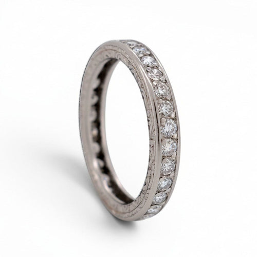 53 Art déco - Bague d'éternité en platine et diamants 58 Facettes RI-1066