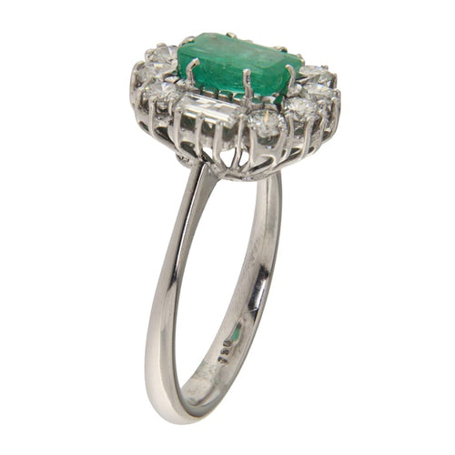 https://www.gioielleriaguidetti.it/wp-content/uploads/2026/07/G3995a-anello-vintage-guidetti-oro-smeraldo-diamanti.jpg