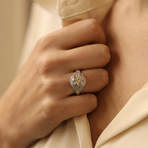 Solitér-diamant-220-ct-k-si2-hrd-diamants-071-ct-g-vs-or-gris-18k-taille-54.jpg