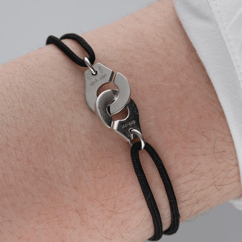 bracelet-dinh-van-menottes-moyen-modele-Platina-2022.jpg