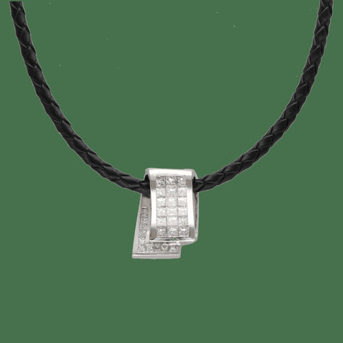 pendentif-or-gris-18k-28-diamants-13-cts-g-vs.jpg