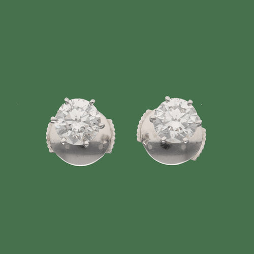 puces-doreilles-or-gris-18k-et-Platina-deux-diamants-054-ct-g-vs-vers-2010.jpg