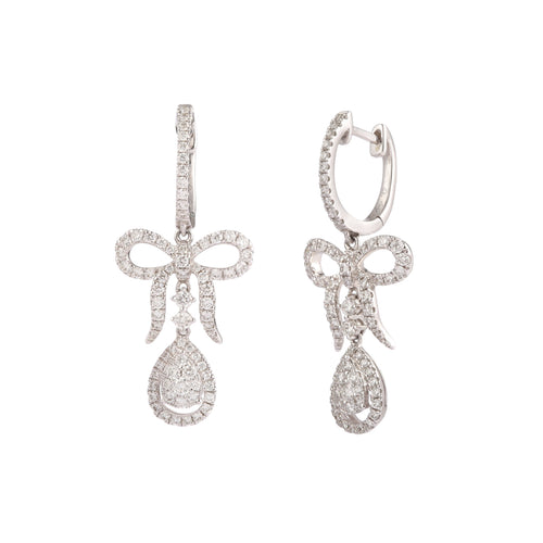 Boucles d'oreilles Boucles d’oreilles dormeuses nœuds en or gris 18 carats et diamants 58 Facettes BO254