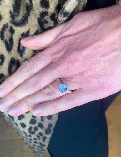 Bague 51 Bague saphir de Ceylan non chauffé 2,44 carats en or rose 18 carats 58 Facettes BSA78